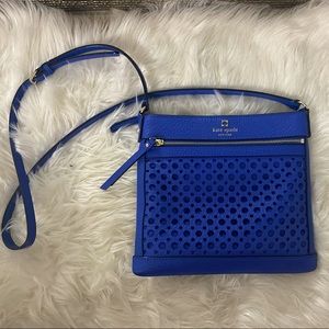 Crossbody handbag